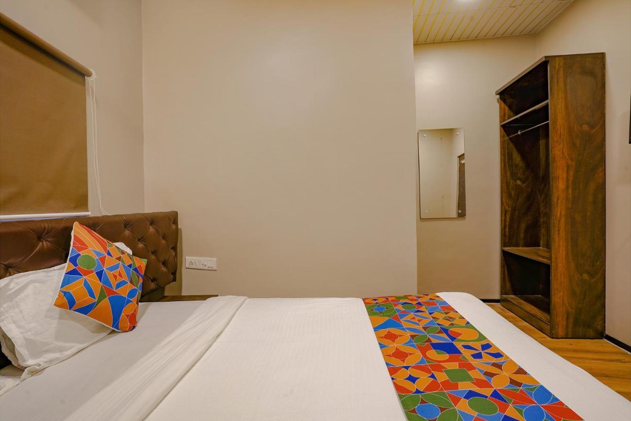 Fabexpress Comfort Stay - Nr Mumbai International Airport Exterior foto